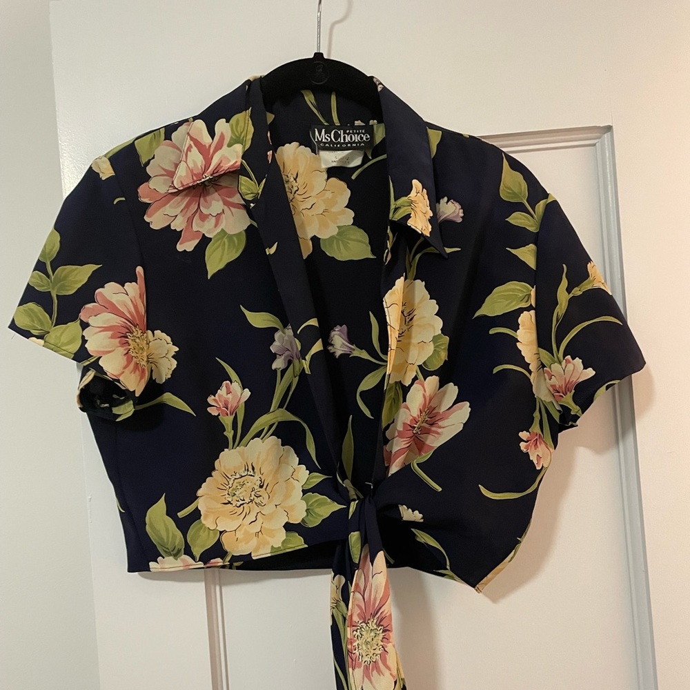 Vintage floral tie front crop top